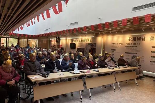 新站高新區三十頭社區：舉辦“文藝進社區 藝韻暖人心”為老服務活動